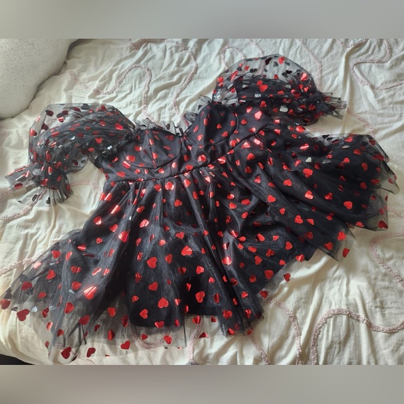 Foxblood Queen of Hearts Dress - Picture 1 of 3